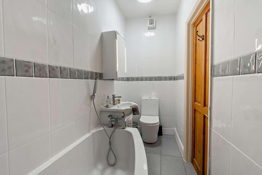 Dizzy Heights Swanage Sleeps 10 With Amazing Views Βίλα Εξωτερικό φωτογραφία