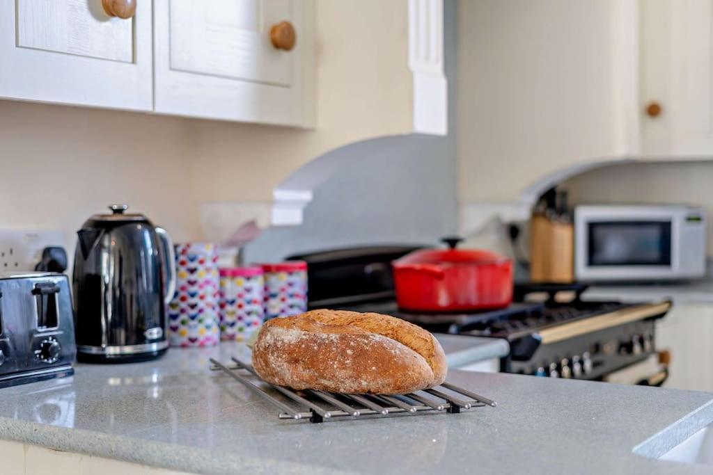 Dizzy Heights Swanage Sleeps 10 With Amazing Views Βίλα Εξωτερικό φωτογραφία