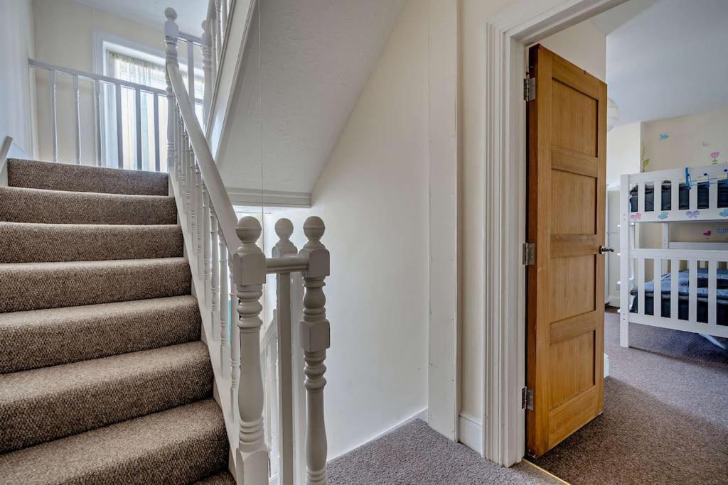 Dizzy Heights Swanage Sleeps 10 With Amazing Views Βίλα Εξωτερικό φωτογραφία